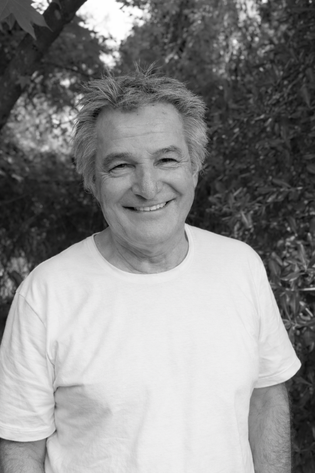 Foto de Dr. Roberto Zaldúa